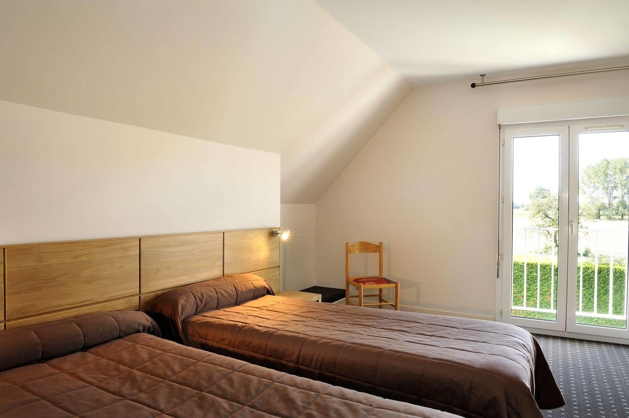 Logis Hotel Restaurant Du Labrador Saint-Benoît-sur-Loire 外观 照片