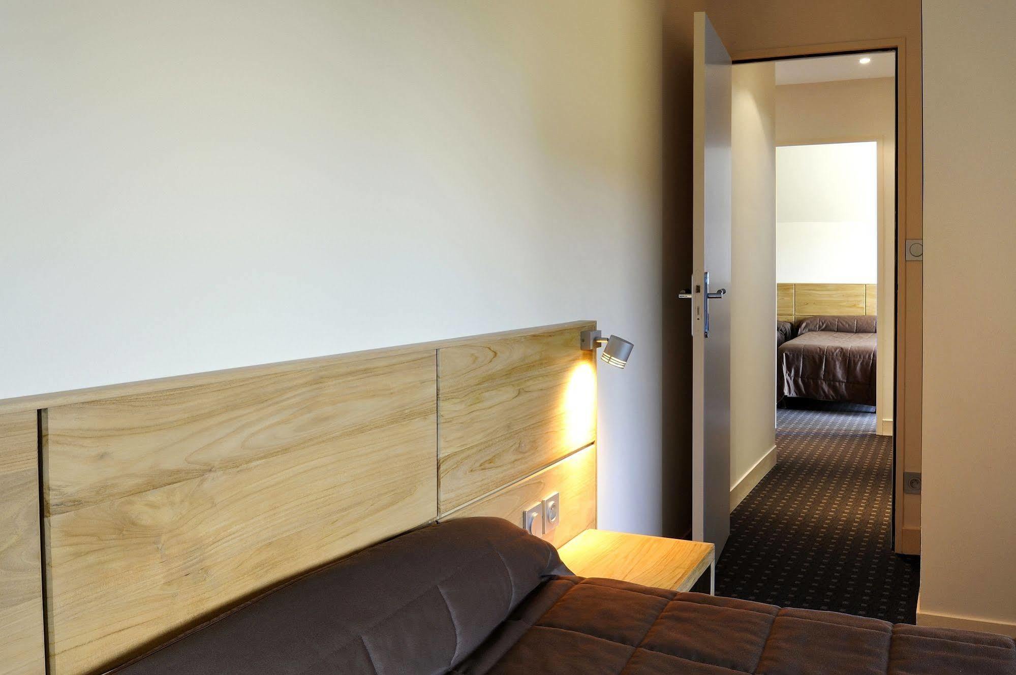 Logis Hotel Restaurant Du Labrador Saint-Benoît-sur-Loire 外观 照片